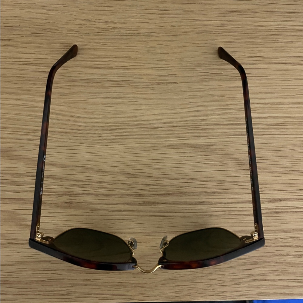 Ray-Ban Clubmaster Sunglasses (RB-3016) - Picture 5 of 10